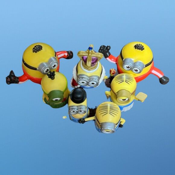 7 Moose Toys Despicable Me Minion Mini Action Figures B4 - Picture 5 of 5